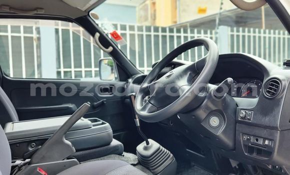 Tenga Tsaru Nissan Caravan Chena Mota in Maputo in Maputo Tenga Tsaru Nissan Caravan Chena Mota in Maputo in Maputo