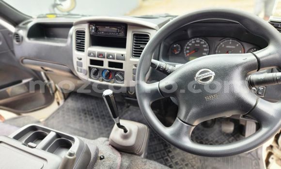 Tenga Tsaru Nissan Caravan Chena Mota in Maputo in Maputo Tenga Tsaru Nissan Caravan Chena Mota in Maputo in Maputo