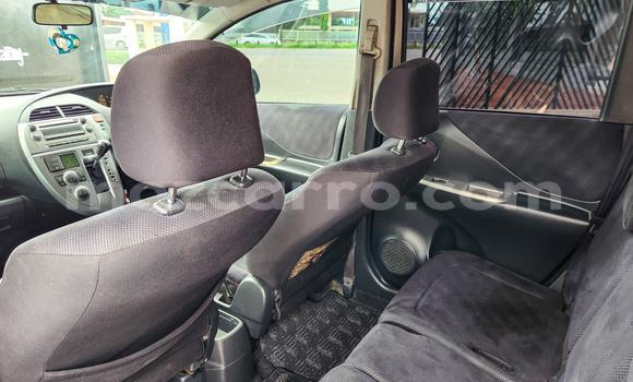 Comprar Novo Toyota Ractis Castanho Carro em Maputo em Maputo Comprar Novo Toyota Ractis Castanho Carro em Maputo em Maputo