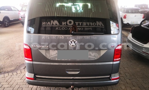 Comprar Usado Volkswagen Caravelle Prata Carro em Maputo em Maputo Comprar Usado Volkswagen Caravelle Prata Carro em Maputo em Maputo