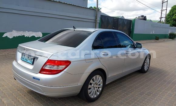 Tenga Tsaru Mercedes-Benz C-Classe Zvimwe Mota in Maputo in Maputo Tenga Tsaru Mercedes-Benz C-Classe Zvimwe Mota in Maputo in Maputo