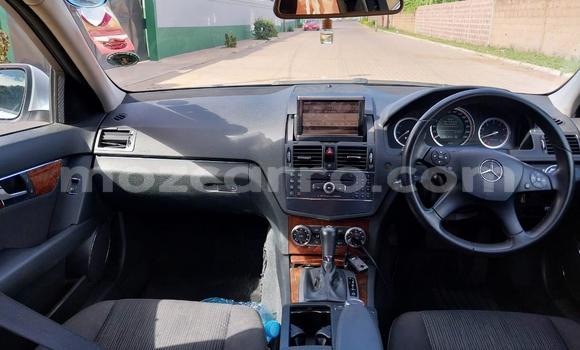 Tenga Tsaru Mercedes-Benz C-Classe Zvimwe Mota in Maputo in Maputo Tenga Tsaru Mercedes-Benz C-Classe Zvimwe Mota in Maputo in Maputo