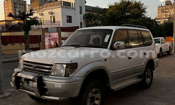 Buy Used Toyota Land Cruiser Prado White Car in Maputo in Maputo Buy Used Toyota Land Cruiser Prado White Car in Maputo in Maputo