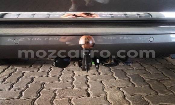 Comprar Usado Volkswagen Caravelle Prata Carro em Maputo em Maputo Comprar Usado Volkswagen Caravelle Prata Carro em Maputo em Maputo