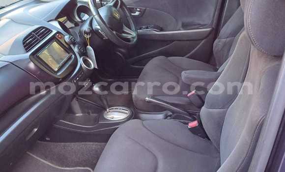 Nunua Ilio tumika Honda Fit Fedha Gari ndani ya Maputo nchini Maputo Nunua Ilio tumika Honda Fit Fedha Gari ndani ya Maputo nchini Maputo