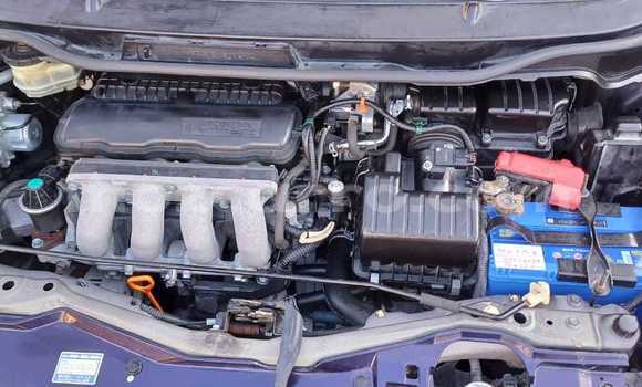 Nunua Ilio tumika Honda Fit Fedha Gari ndani ya Maputo nchini Maputo Nunua Ilio tumika Honda Fit Fedha Gari ndani ya Maputo nchini Maputo