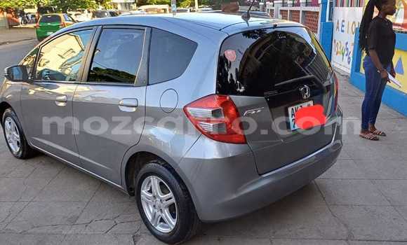 Nunua Ilio tumika Honda Fit Fedha Gari ndani ya Maputo nchini Maputo Nunua Ilio tumika Honda Fit Fedha Gari ndani ya Maputo nchini Maputo