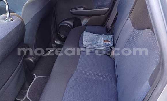 Nunua Ilio tumika Honda Fit Fedha Gari ndani ya Maputo nchini Maputo Nunua Ilio tumika Honda Fit Fedha Gari ndani ya Maputo nchini Maputo