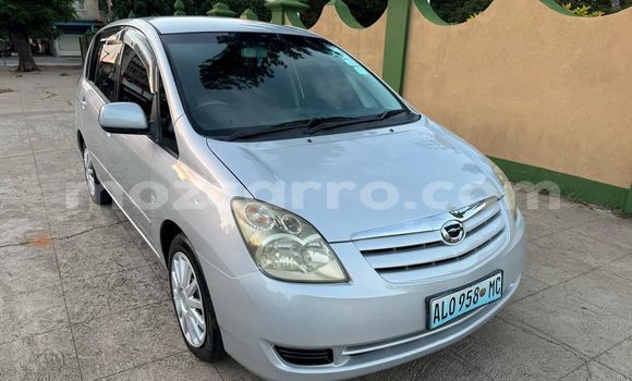 Comprar Usado Toyota Spacio Prata Carro em Maputo em Maputo
