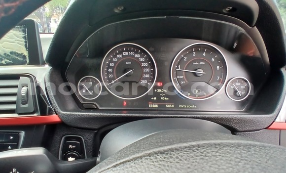 Comprar Usado BMW 3-Series Vermelho Carro em Maputo em Maputo Comprar Usado BMW 3-Series Vermelho Carro em Maputo em Maputo