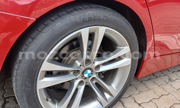 Comprar Usado BMW 3-Series Vermelho Carro em Maputo em Maputo Comprar Usado BMW 3-Series Vermelho Carro em Maputo em Maputo