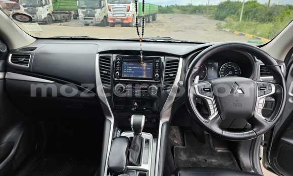 Buy Used Mitsubishi Pajero Sport Silver Car in Maputo in Maputo Buy Used Mitsubishi Pajero Sport Silver Car in Maputo in Maputo