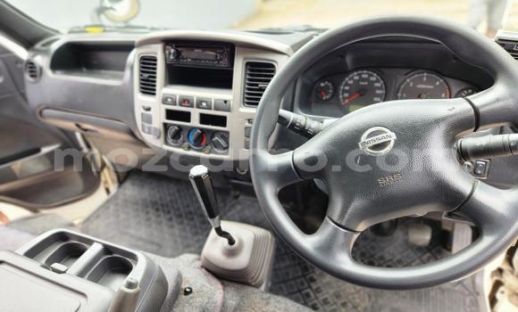 Comprar Usado Nissan Caravan Branco Carro em Maputo em Maputo Comprar Usado Nissan Caravan Branco Carro em Maputo em Maputo