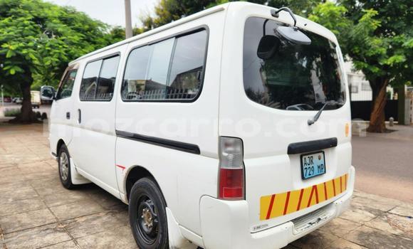 Comprar Usado Nissan Caravan Branco Carro em Maputo em Maputo Comprar Usado Nissan Caravan Branco Carro em Maputo em Maputo