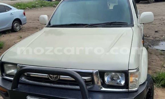 Buy Used Toyota Hilux White Car in Maputo in Maputo Buy Used Toyota Hilux White Car in Maputo in Maputo