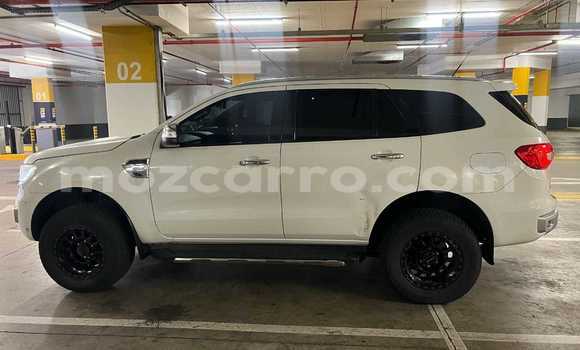 Nunua Ilio tumika Ford Everest Nyeupe Gari ndani ya Maputo nchini Maputo Nunua Ilio tumika Ford Everest Nyeupe Gari ndani ya Maputo nchini Maputo