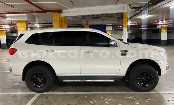 Nunua Ilio tumika Ford Everest Nyeupe Gari ndani ya Maputo nchini Maputo Nunua Ilio tumika Ford Everest Nyeupe Gari ndani ya Maputo nchini Maputo