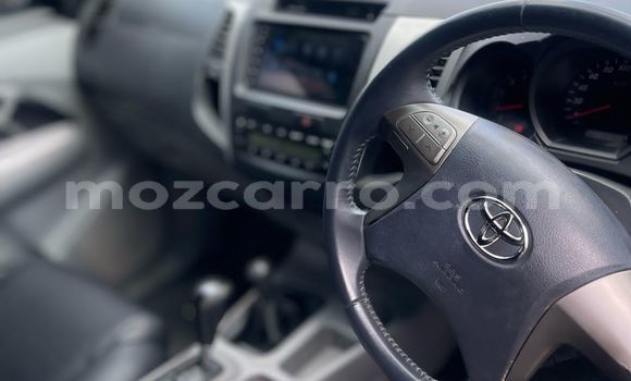Buy Used Toyota Hilux White Car in Maputo in Maputo Buy Used Toyota Hilux White Car in Maputo in Maputo
