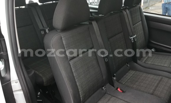 Comprar Usado Mercedes‒Benz Vito Branco Carro em Maputo em Maputo Comprar Usado Mercedes‒Benz Vito Branco Carro em Maputo em Maputo