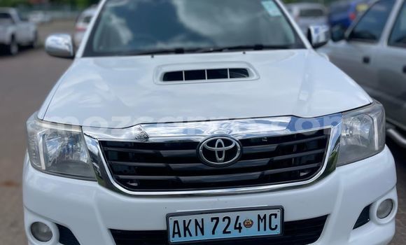 Buy Used Toyota Hilux White Car in Maputo in Maputo Buy Used Toyota Hilux White Car in Maputo in Maputo