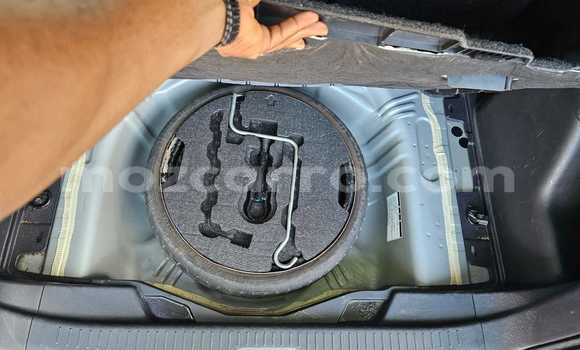 Nunua Mpya Toyota Ractis Fedha Gari ndani ya Maputo nchini Maputo Nunua Mpya Toyota Ractis Fedha Gari ndani ya Maputo nchini Maputo