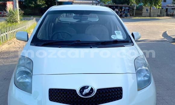 Buy Used Toyota Vitz White Car in Maputo in Maputo Buy Used Toyota Vitz White Car in Maputo in Maputo