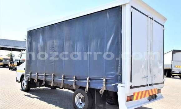 Buy Used Mitsubishi L400 White Truck in Maputo in Maputo Buy Used Mitsubishi L400 White Truck in Maputo in Maputo