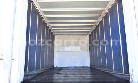 Buy Used Mitsubishi L400 White Truck in Maputo in Maputo Buy Used Mitsubishi L400 White Truck in Maputo in Maputo