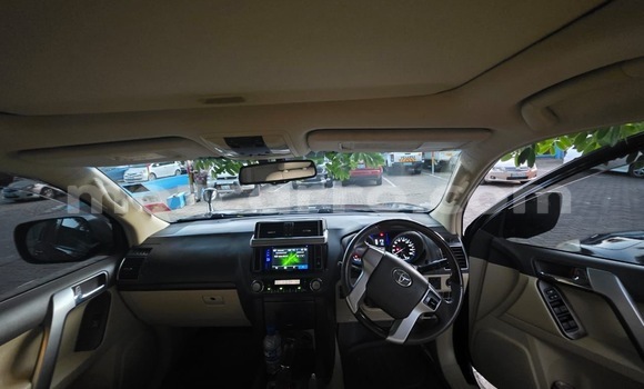 Tenga Tsaru Toyota Prado Zvimwe Mota in Maputo in Maputo Tenga Tsaru Toyota Prado Zvimwe Mota in Maputo in Maputo