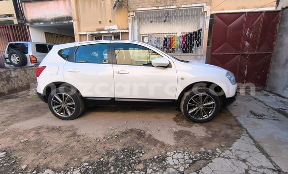 Nunua Ilio tumika Nissan Qashqai Nyeupe Gari ndani ya Maputo nchini Maputo Nunua Ilio tumika Nissan Qashqai Nyeupe Gari ndani ya Maputo nchini Maputo