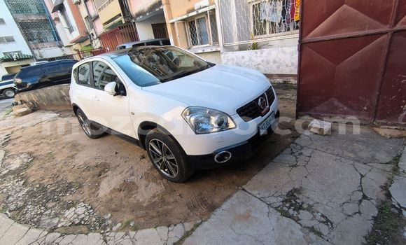 Nunua Ilio tumika Nissan Qashqai Nyeupe Gari ndani ya Maputo nchini Maputo Nunua Ilio tumika Nissan Qashqai Nyeupe Gari ndani ya Maputo nchini Maputo