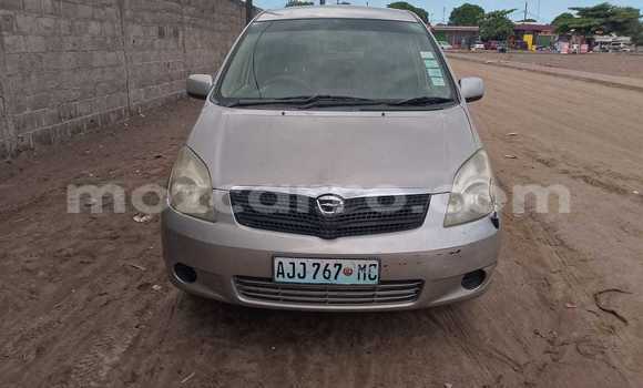 Comprar Usado Toyota Spacio Castanho Carro em Maputo em Maputo