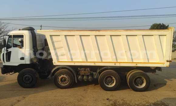 Comprar Usado AMC Hornet Branco Carro em Maputo em Maputo Comprar Usado AMC Hornet Branco Carro em Maputo em Maputo