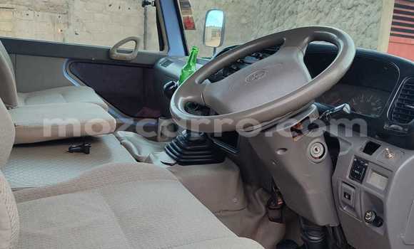 Tenga Itsva Toyota Coaster Bhuruu Mota in Mocambique in Nampula Tenga Itsva Toyota Coaster Bhuruu Mota in Mocambique in Nampula