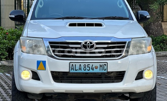 Comprar Usado Toyota Hilux Branco Carro em Maputo em Maputo Comprar Usado Toyota Hilux Branco Carro em Maputo em Maputo