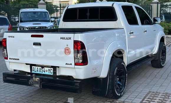 Comprar Usado Toyota Hilux Branco Carro em Maputo em Maputo Comprar Usado Toyota Hilux Branco Carro em Maputo em Maputo