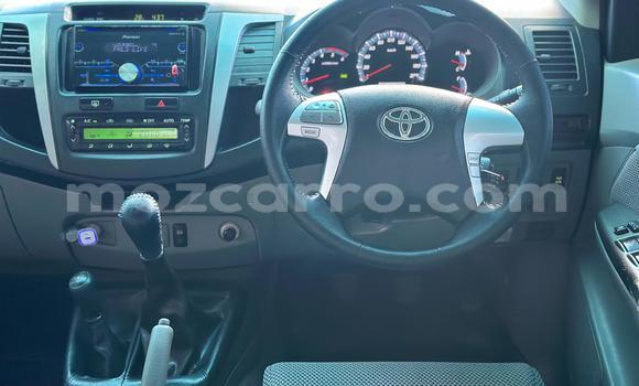 Comprar Usado Toyota Hilux Branco Carro em Maputo em Maputo Comprar Usado Toyota Hilux Branco Carro em Maputo em Maputo