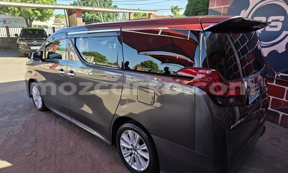 Tenga Itsva Toyota Alphard Zvimwe Mota in Maputo in Maputo Tenga Itsva Toyota Alphard Zvimwe Mota in Maputo in Maputo