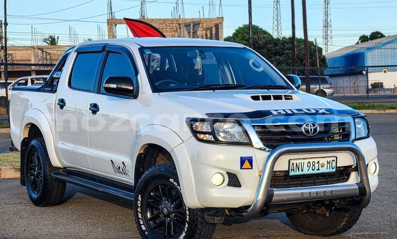 Comprar Novo Toyota Hilux Branco Carro em Maputo em Maputo