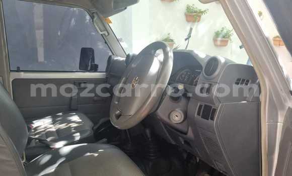 Tenga Tsaru Toyota Land Cruiser Chena Mota in Maputo in Maputo Tenga Tsaru Toyota Land Cruiser Chena Mota in Maputo in Maputo