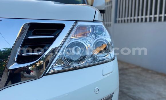 Nunua Ilio tumika Nissan Patrol Nyeupe Gari ndani ya Maputo nchini Maputo Nunua Ilio tumika Nissan Patrol Nyeupe Gari ndani ya Maputo nchini Maputo