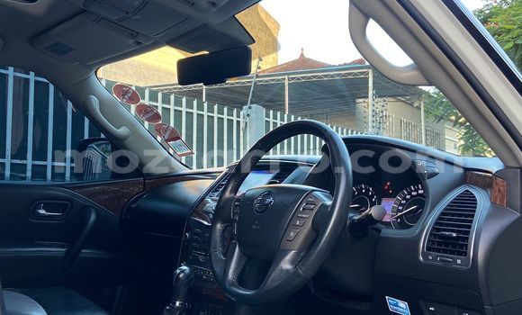 Nunua Ilio tumika Nissan Patrol Nyeupe Gari ndani ya Maputo nchini Maputo Nunua Ilio tumika Nissan Patrol Nyeupe Gari ndani ya Maputo nchini Maputo