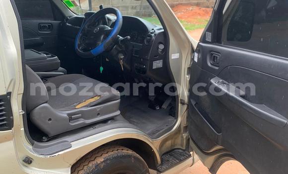 Tenga Tsaru Nissan Caravan Zvimwe Mota in Maputo in Maputo Tenga Tsaru Nissan Caravan Zvimwe Mota in Maputo in Maputo