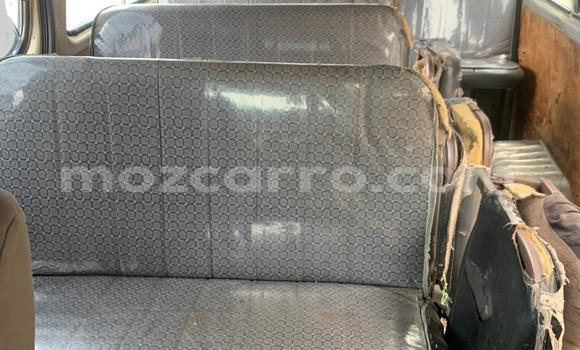 Tenga Tsaru Nissan Caravan Zvimwe Mota in Maputo in Maputo Tenga Tsaru Nissan Caravan Zvimwe Mota in Maputo in Maputo