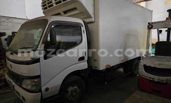 Comprar Usado Toyota Dyna Branco Carro em Maputo em Maputo Comprar Usado Toyota Dyna Branco Carro em Maputo em Maputo