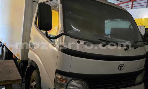 Buy Used Toyota Dyna White Car in Maputo in Maputo Buy Used Toyota Dyna White Car in Maputo in Maputo