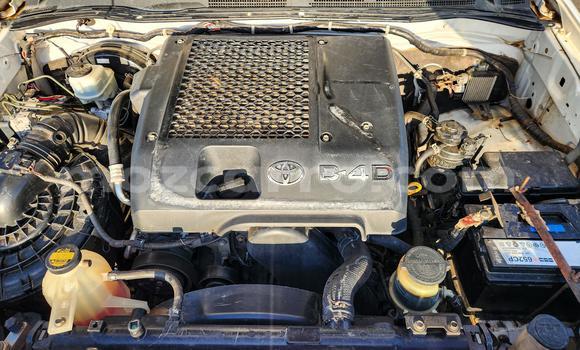 Nunua Mpya Toyota Hilux Nyeupe Gari ndani ya Maputo nchini Maputo Nunua Mpya Toyota Hilux Nyeupe Gari ndani ya Maputo nchini Maputo