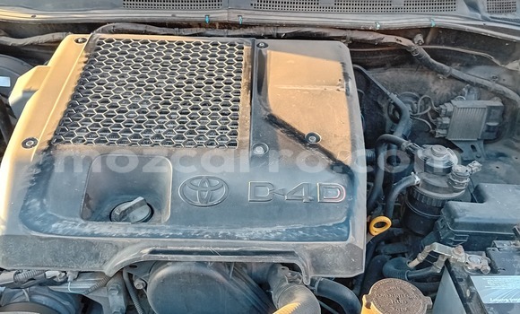 Nunua Ilio tumika Toyota Hilux Nyeupe Gari ndani ya Maputo nchini Maputo Nunua Ilio tumika Toyota Hilux Nyeupe Gari ndani ya Maputo nchini Maputo