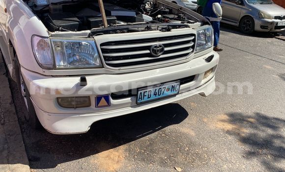 Buy Used Toyota Land Cruiser White Car in Maputo in Maputo Buy Used Toyota Land Cruiser White Car in Maputo in Maputo