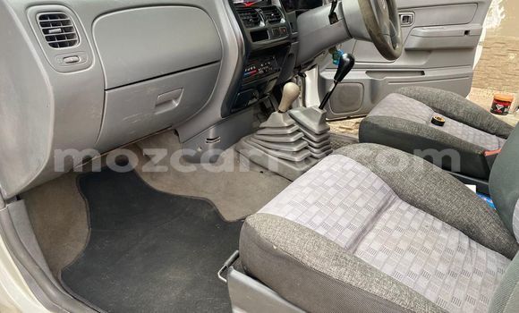 Buy Used Nissan Hardbody White Car in Maputo in Maputo Buy Used Nissan Hardbody White Car in Maputo in Maputo